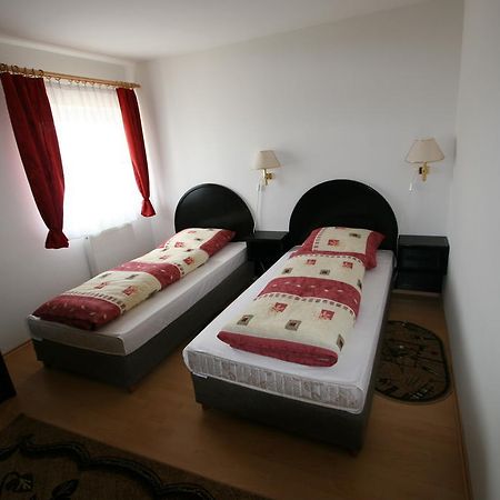 Penzion Valentina Poprad Exterior photo