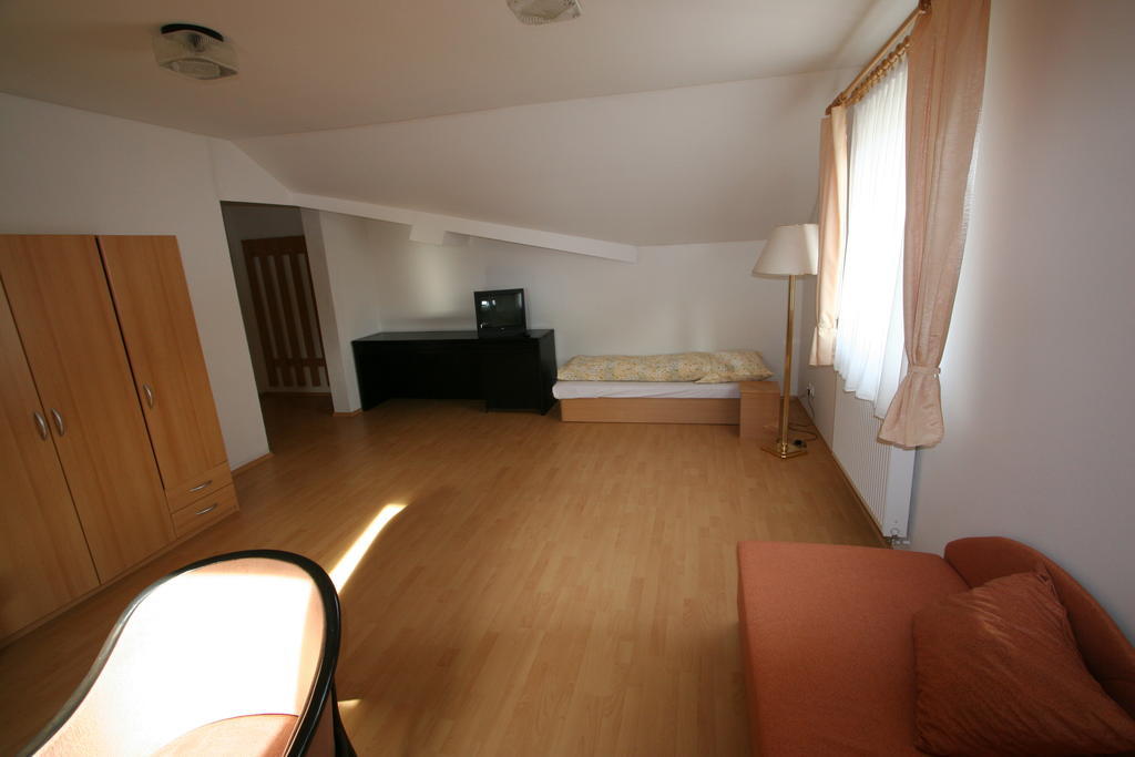Penzion Valentina Poprad Exterior photo